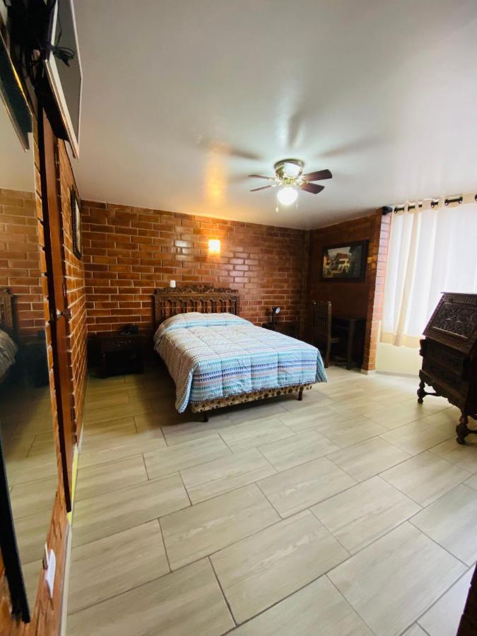 Esperanza Hotel
